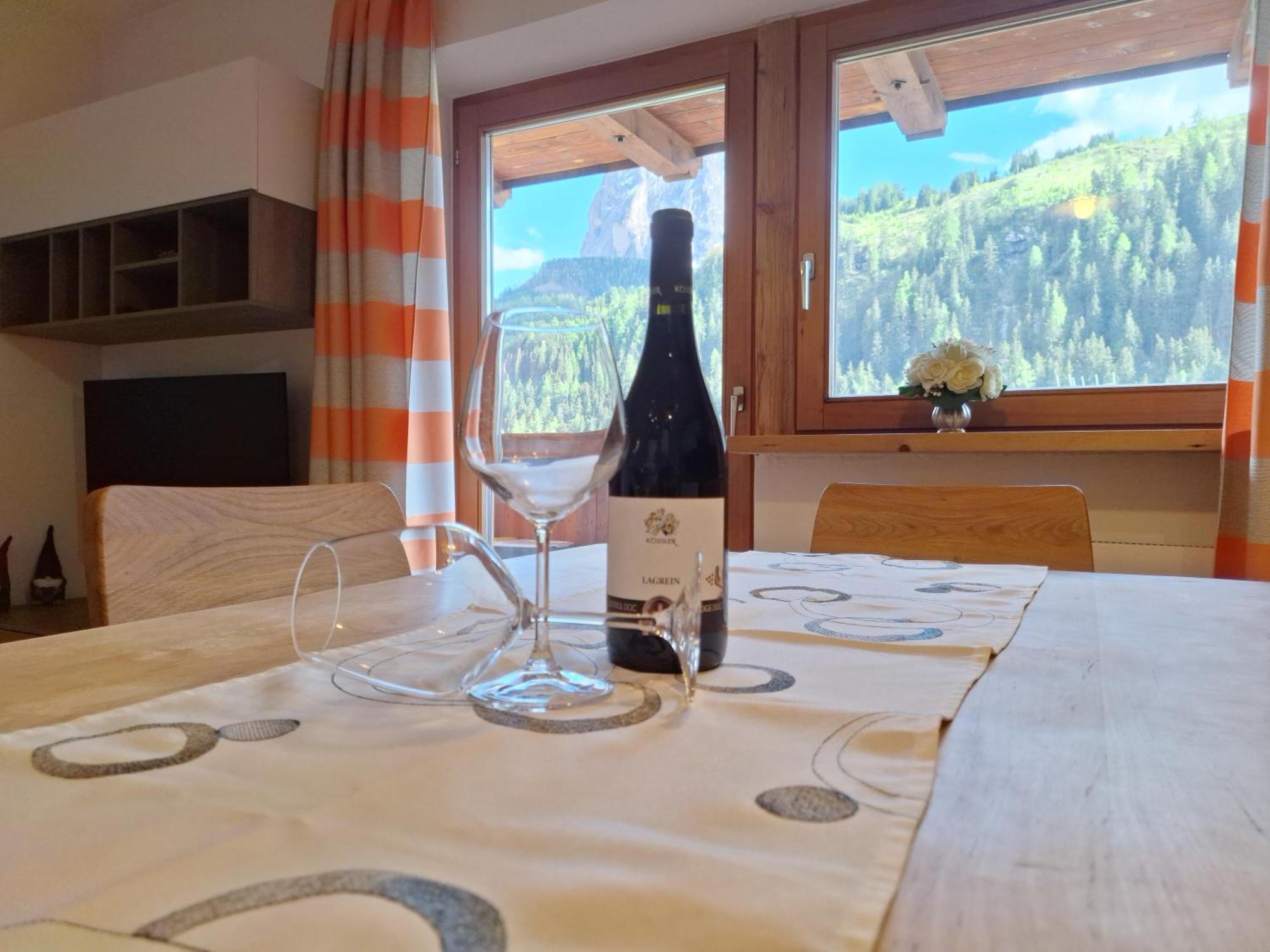Apartments Insam Santa Cristina Val Gardena المظهر الخارجي الصورة